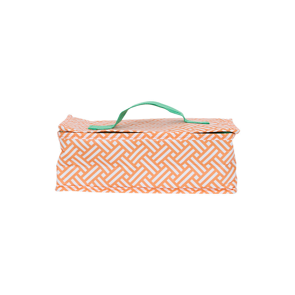 Lunch bag made from recycled plastic materials made from high quality insulation and zips