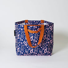 Load image into Gallery viewer, Medium Tote
