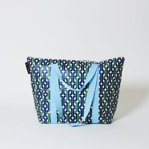 Zip Up Medium Tote